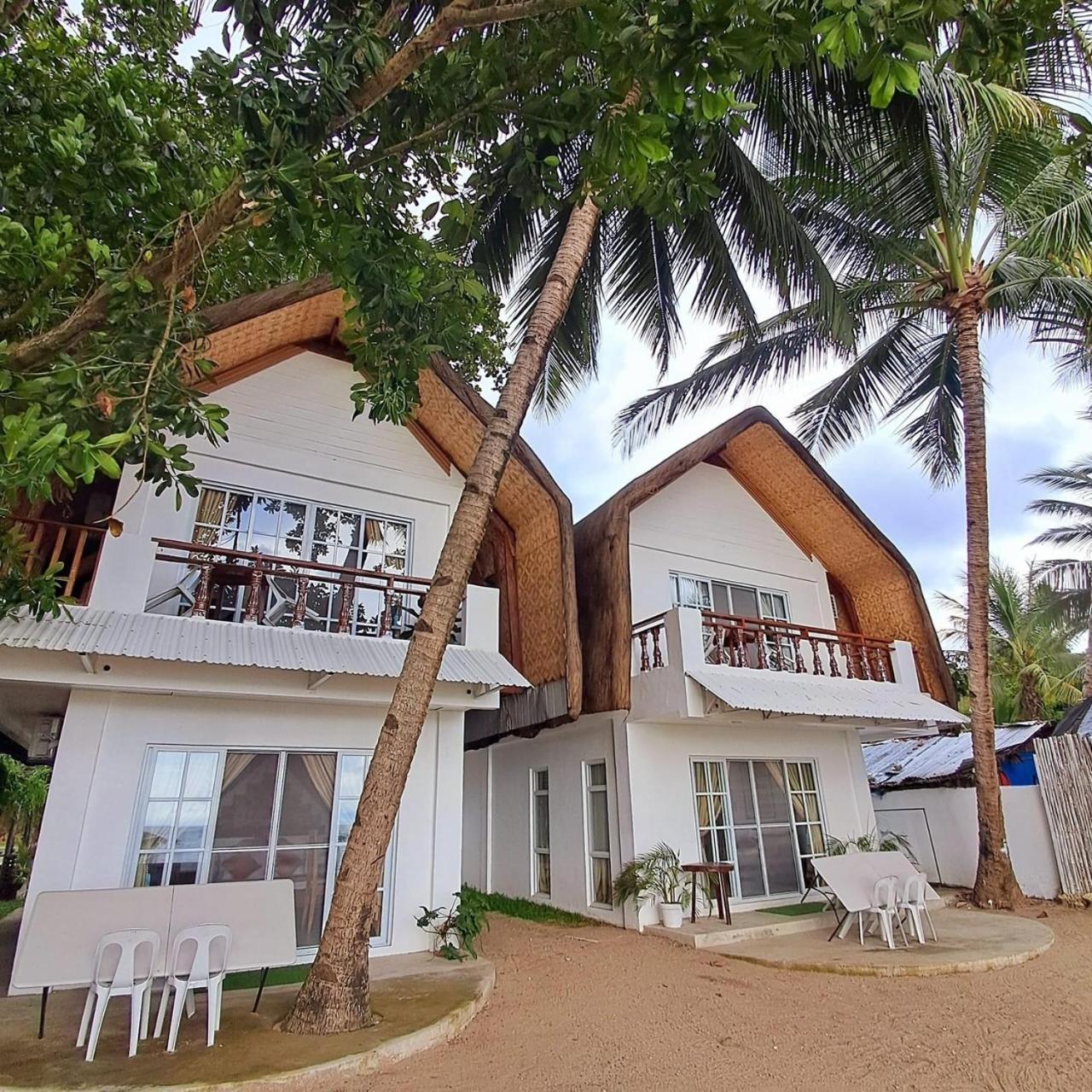 Brazaville Beach Resort Hinoba-an Exterior foto